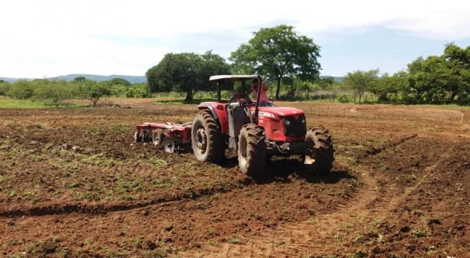 Prefeitura de Taboleiro Grande/RN, realiza Programa de Corte de Terra 2019.