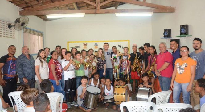 Prefeitura de Luís Gomes/RN, realiza entrega de vários instrumentos musicais destinados à formação de projetos no Serviço de Convivência e Fortalecimento de Vínculos -SCFV