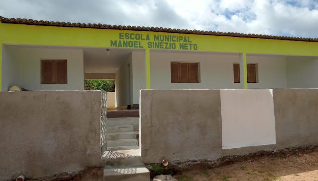 Restauração da Escola Municipal Manoel Sinézio Neto, no Sítio Mata Seca, distrito de Frutuoso Gomes/RN, é elogiada por toda população