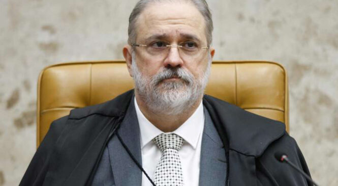 Após Lula avisar que ‘perdeu confiança’ na Procuradoria, Aras diz que PGR tem ‘submissão só às leis’