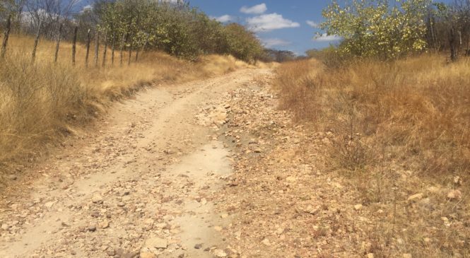 Prefeito Leonardo Rêgo abandona zona rural da cidade