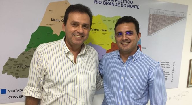 Prefeito de Patu, Rivelino confirma apoio a Carlos Eduardo para Governo