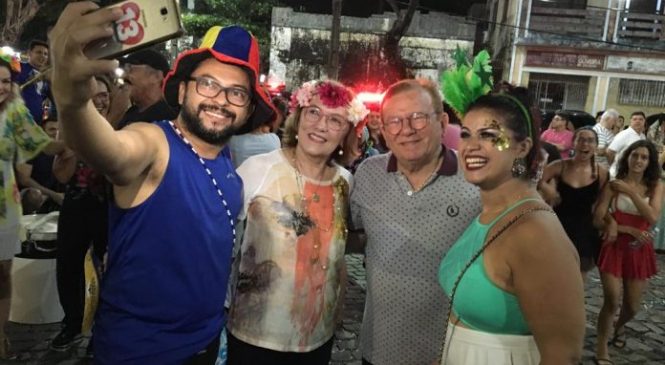 SENADORA ZENAIDE ESCOLHE NATAL PARA ÚLTIMO DIA DE FOLIA DE MOMO