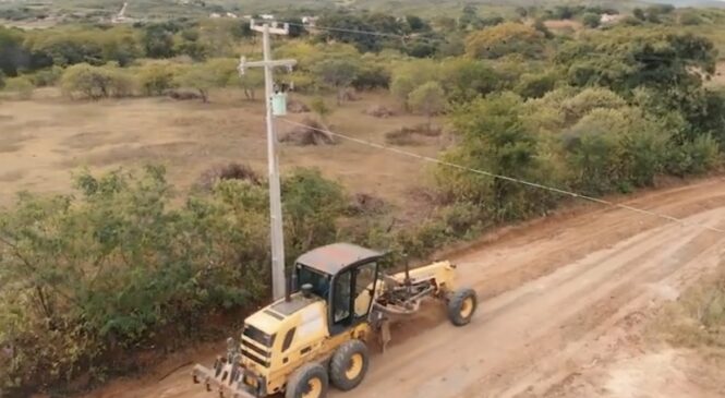 Prefeitura de São Miguel amplia estrada que liga o Sítio São Gonçalo a sede do município