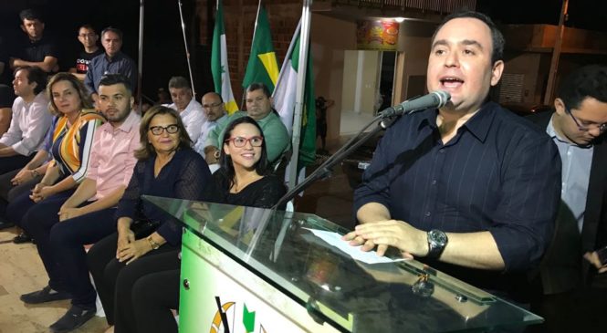 Gustavo Fernandes participa da inauguração de creche-conceito em Apodi