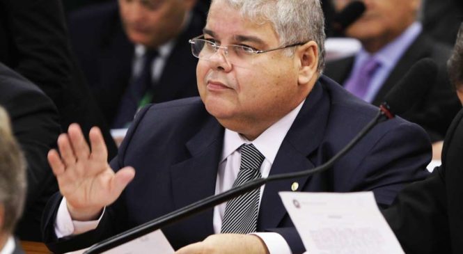 PF faz buscas em gabinete de irmão de Geddel na Câmara