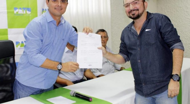 Em Patu, Prefeito Rivelino Câmara empossa novos auxiliares.