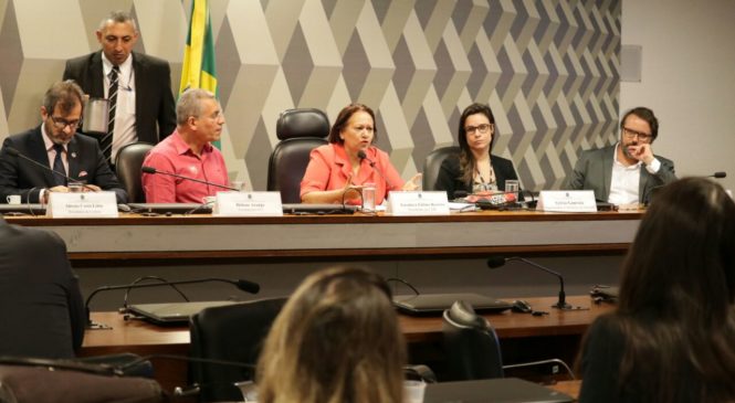 Senadores e entidades educacionais defendem permanência do Fundeb