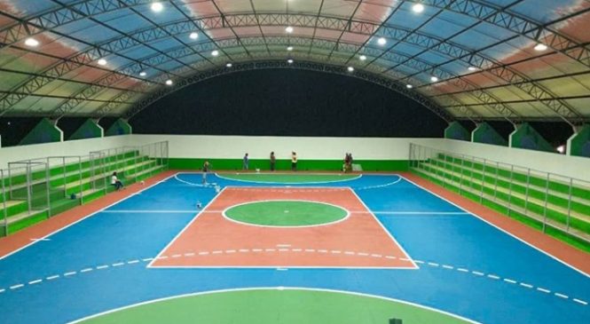 Gestão Dr. Sabino realiza grande reforma na quadra poliesportiva Ildeclébio Veras para receber o 23° campeonato municipal de futsal em Pilões/RN