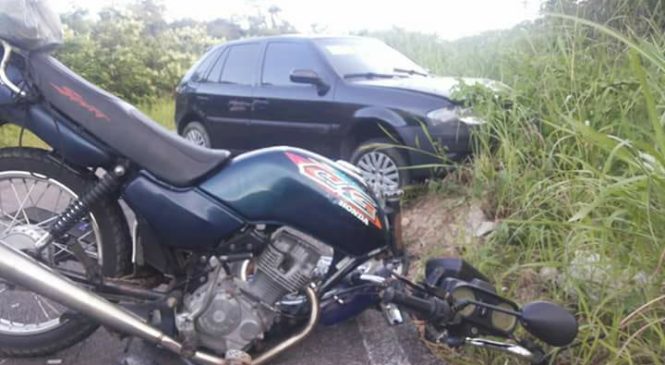 Em Doutor Severiano: Colisão frontal entre carro e moto manda 01 para o hospital