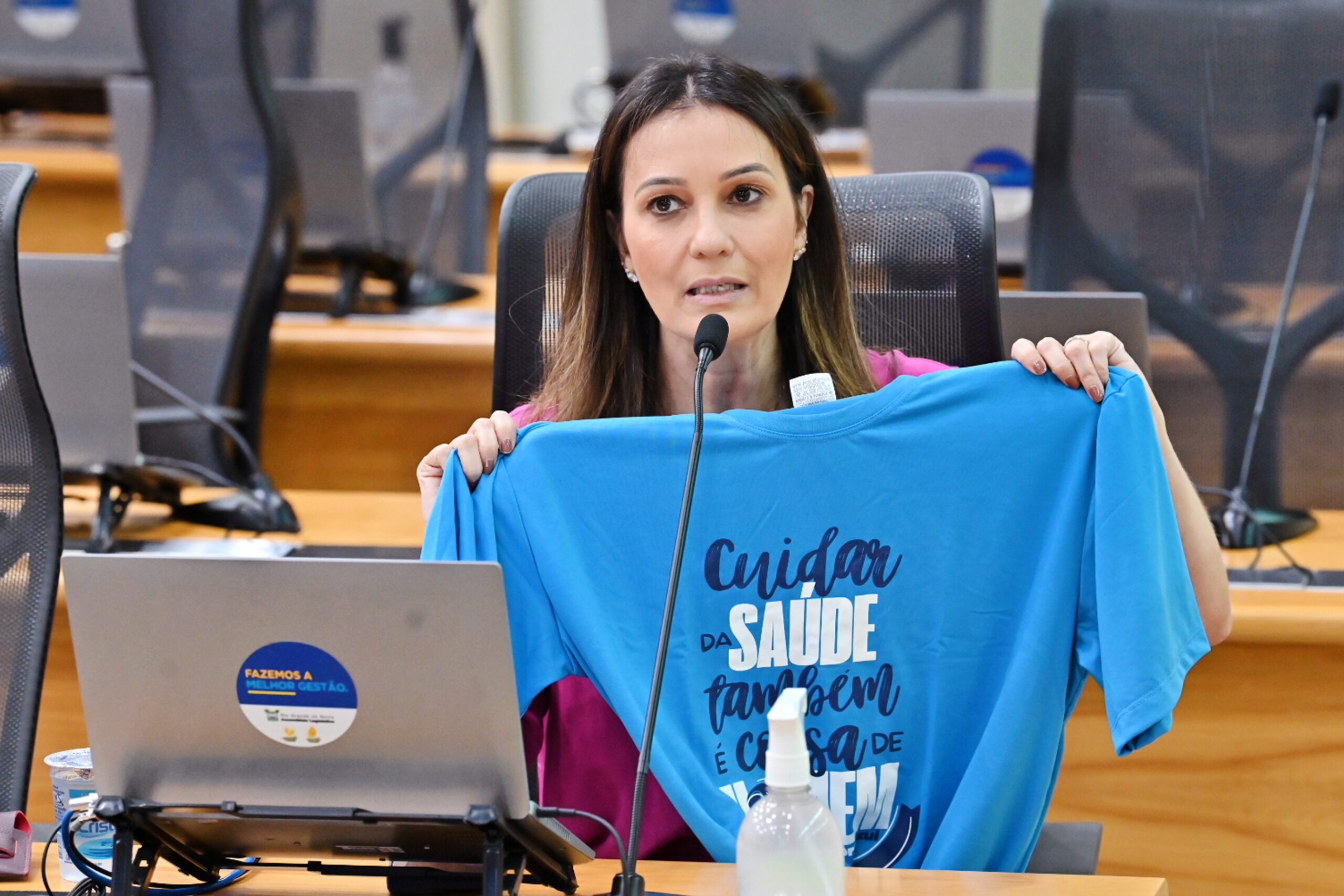 Cristiane Dantas mobiliza a Assembleia Legislativa para abraçar o Novembro Azul