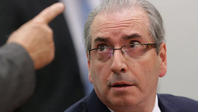 Fux suspende decisão de desembargador do TRF1 que tornava Eduardo Cunha elegível