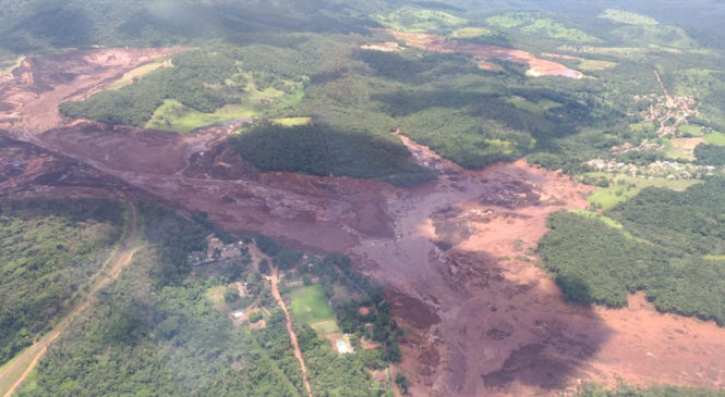 Barragem em Brumadinho: bombeiros confirmam que há cerca de 200 desaparecidos após rompimento