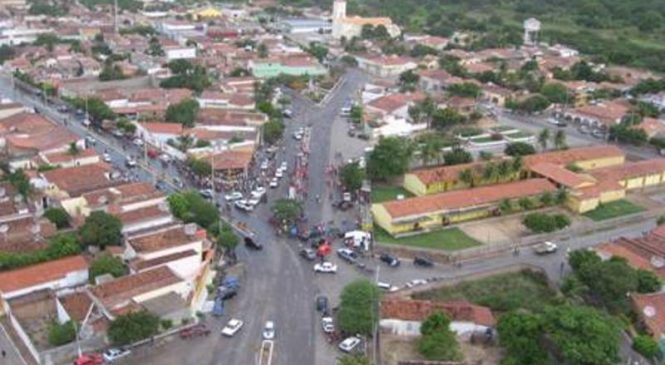 Patu e Messias Targino entram em colapso de abastecimento de água