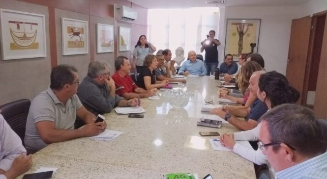 Após reunião com servidores, Governo do RN anuncia revogação de decreto que suspende gozo de licença-prêmio