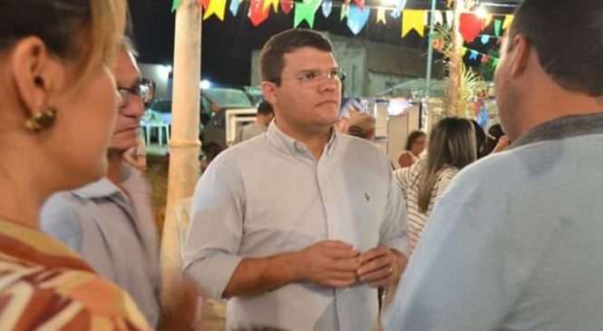 Lawrence prestigia tradicional Festa de São Pedro na comunidade do Córrego, em Apodi